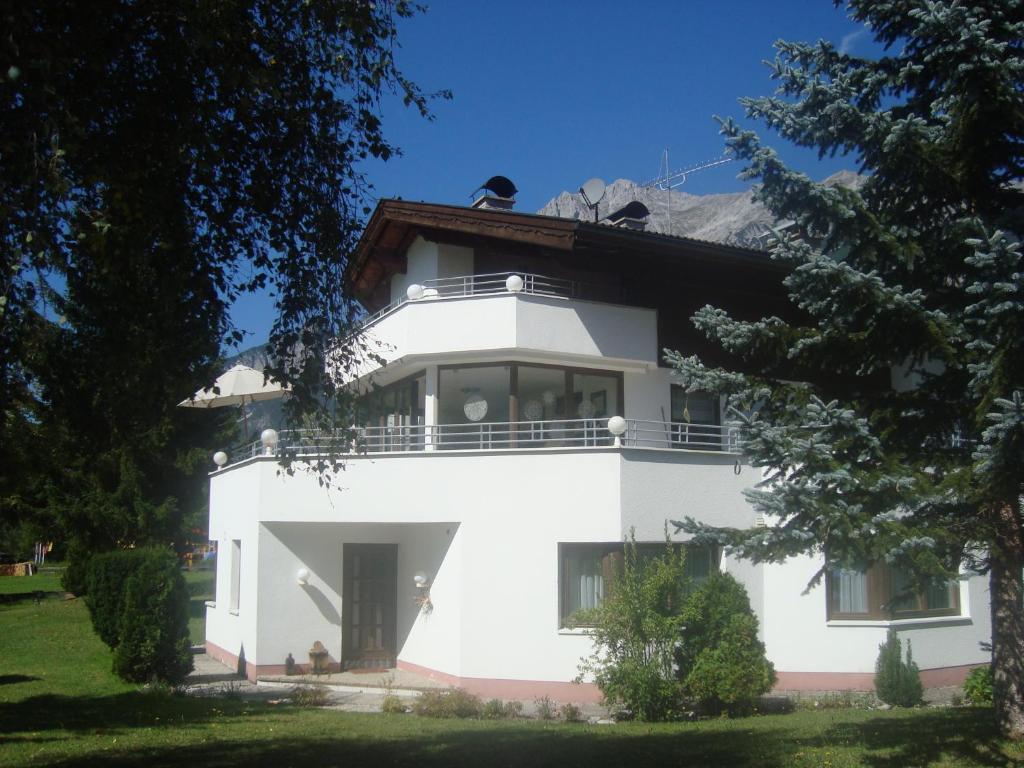 Haus Drescher Apartment Obsteig Exterior photo